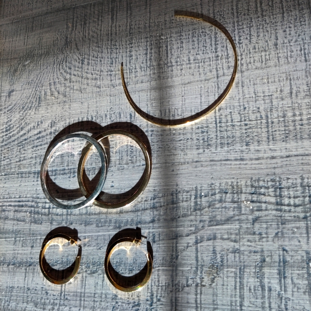 Jenny Bird Collection -- 2 Doune bracelets, Yaya choker and Earrings Beautiful ❤